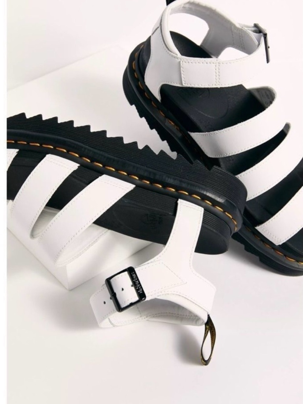 Free People x Dr. Martens Blaire Hydro Leather Flatform Gladiator Sandals s - Picture 7 of 8